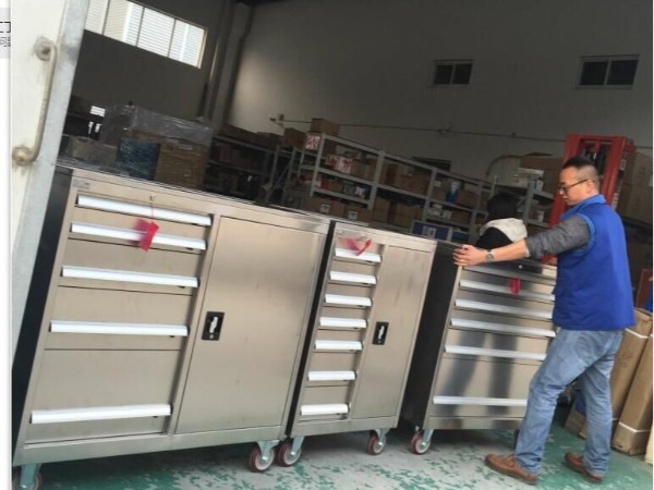 成都市不銹鋼工具柜，源頭廠家，全國(guó)聯(lián)保【天金岡】