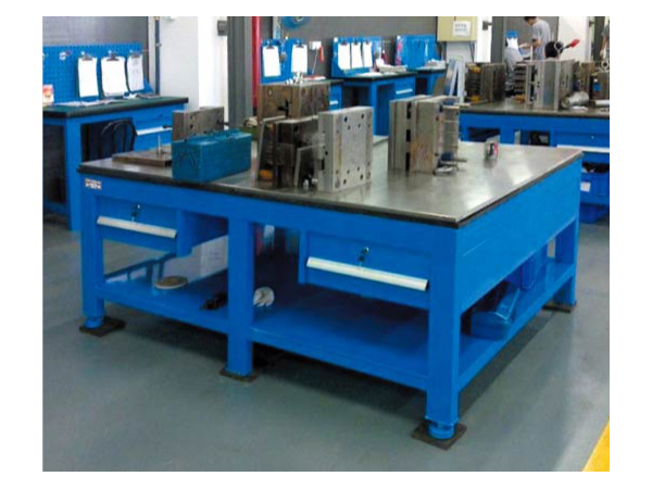 鉗工工作臺變形怎么辦？工具柜廠家天金岡告訴你，看完絕對漲知識！