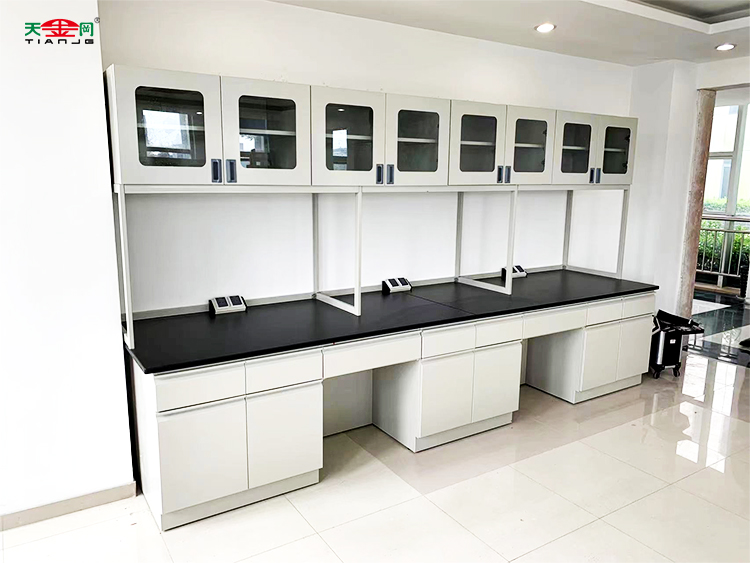 這三種實驗臺的區別在哪里？