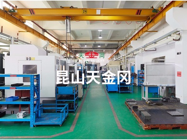 當(dāng)車間工具柜遇到模具廠，會擦出怎樣的火花？