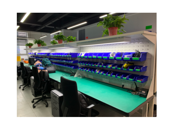 櫸木鉗工桌,眾人了解嗎【天金岡】